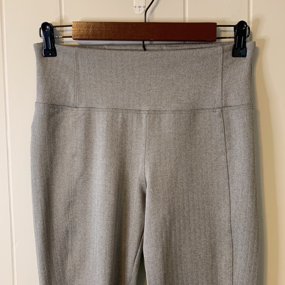 Athleta Delancey Herringbone Tight Legging Size Small Petite 487663 - Picture 3 of 10